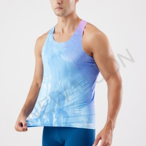 Gilet de sport personnalisé pour homme, respirant, 100 % polyester, imprimé par sublimation, pour marathon, course à pied et exercice - Product Image 2