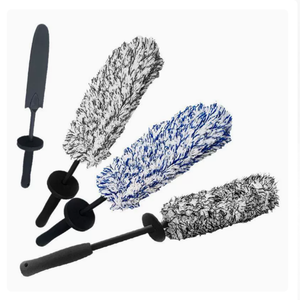Cepillo de limpieza de coches con mango largo y protector contra salpicaduras, cepillo para ruedas de coches y camiones, herramienta de limpieza sin arañazos para detallado automotriz - Product Image 3