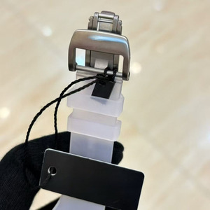 Orologio da polso meccanico rosa affascinante, dal design elegante e di alta qualità, con cassa trasparente completamente scheletrata. - Product Image 5