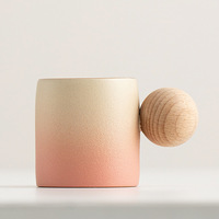 Céramique classique Mini tasse à thé mignonne manche en bois tasse à café exquise lumière luxe après-midi thé finition brillante micro-ondes