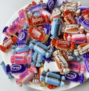 Nouveau design de breloques en résine bonbon breloques en résine à dos plat mignon breloques en résine crème <span class=keywords><strong>colle</strong></span> en vrac breloques en résine en gros - Product Image 3