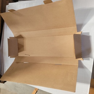 Cajas de cartón corrugado blancas y marrones con asas portátiles para mudanza y entrega Embalaje práctico de productos - Product Image 1