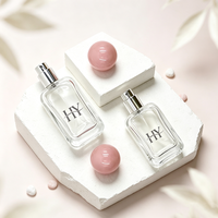 Atomiseurs de parfum en verre transparents plats carrés minimalistes de 35 ml et 50 ml pour étiquette privée personnalisée