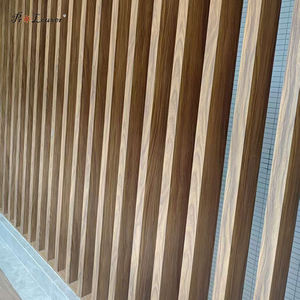 Écran en aluminium couleur bois avec lames orientables - Product Image 5