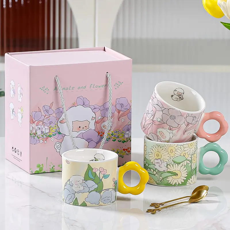 Kustom promosi seni logo kustom Mug porselen keramik cangkir kopi Set dengan kotak hadiah dan sendok keramik cangkir kopi Set
