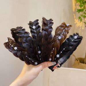 Diadema con cadena de perlas de muestra gratis, diadema trenzada con cola de pez, peluca con diadema trenzada torcida para mujer - Product Image 1