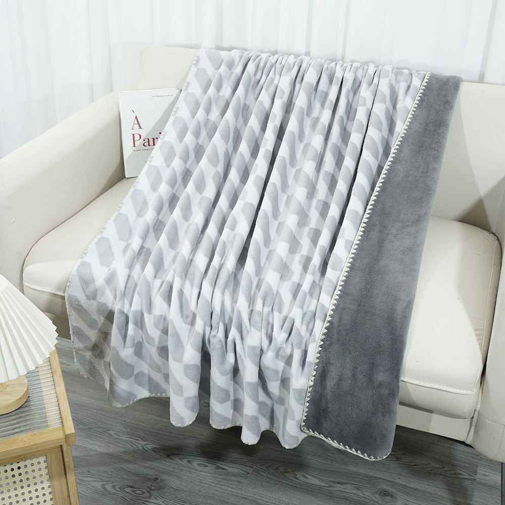 สีเทาอ่อน