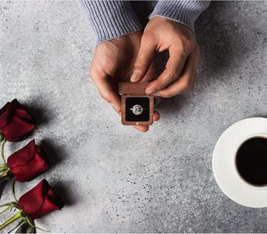 Caja de Anillos de Madera Personalizada, Mini Caja para Anillo de Compromiso con un Solo Compartimento, Caja Cuadrada para Anillos de Boda - Product Image 2