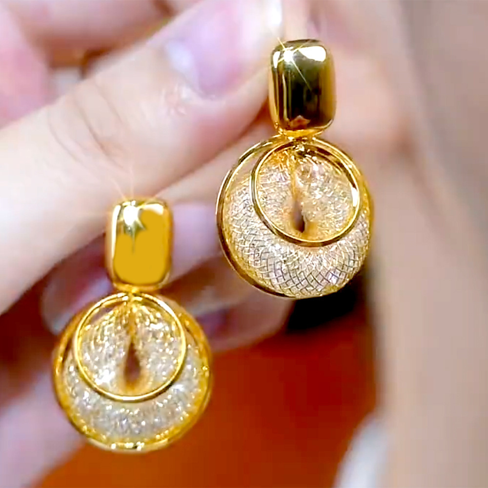 High End Retro Fashion Earrings with Gold Wire Mesh and Crystal Circle Earrings