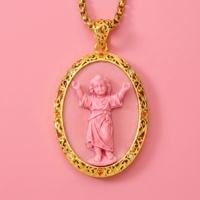 Collier pendentif catholique en relief 3D rose camée