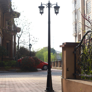 Lámpara de Jardín de Doble Cabezal para Exteriores, Poste de Hierro con LED, Pantalla de Vidrio, 2700K Blanco Cálido, IP66, Alimentación CA 220V, Sensor de Movimiento, 10 Años de Garantía - Product Image 3