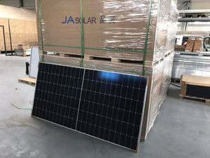 Paneles Solares Jinko Trina JA 540w 550w Grado A, Módulos Fotovoltaicos 540wp para Proyectos Solares - Product Image 4