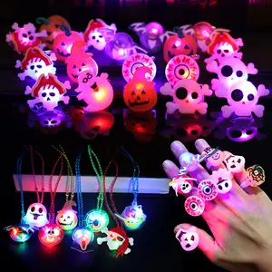 パーティー用品ハロウィーンのおもちゃグローLedブレスレットLedネックレスLedリングハロウィーンの装飾用