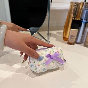 Cute Mini Cosmetic <b>Lipstick</b> Pouch <b>Lipstick</b> Palm-Sized Adorable Mini Bag Pocket-Sized Portable <b>Lipstick</b> Holder Bag - Product Image 1