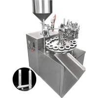 Machine de remplissage, de scellement et de sertissage de tubes en aluminium pliables pour peinture et pommade