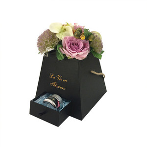 Emballage de petite <span class=keywords><strong>pyramide</strong></span> pour la saint-valentin, boîte à fleurs avec tiroir, vente <span class=keywords><strong>en</strong></span> gros, 50 pièces - Product Image 5