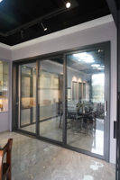 Fenêtres à battants en aluminium à double vitrage isolant insonorisé pour façades, design haute efficacité énergétique et résistance aux chocs