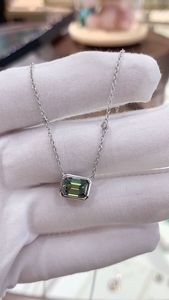 Collier tendance 2 carats avec pendentif en pierre de silicium colorée VVS1 pour femme - Product Image 6