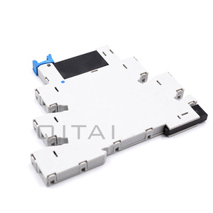 Relé <span class=keywords><strong>de</strong></span> <span class=keywords><strong>Estado</strong></span> Sólido Delgado QSMD 24VDC/48VDC, Salida <span class=keywords><strong>de</strong></span> CC Monofásica 3A 4A, Riel DIN para <span class=keywords><strong>Aplicaciones</strong></span> <span class=keywords><strong>de</strong></span> PCB/PLC - Product Image 4