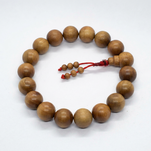 Chapelet traditionnel Riddhi Siddhi en perles de bois de santal, perles rondes naturelles brun doré foncé - Product Image 1