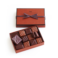Boîte à chocolat en forme de truffe marron personnalisée, boîte en carton de luxe pour emballage de bonbons ou de chocolat avec ruban