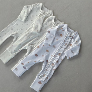 Tutina Unisex a Maniche Lunghe per Neonati, Body in Cotone con Pizzo e Volant, Pigiama Stampato per Bambini e Bambine - Product Image 5