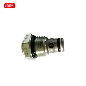 02-171257 CV3-8-P-0-010 IH Original Vis de réglage en stock, haute qualité, prête à l'emploi - Product Image 1