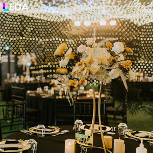 Centro de Mesa LEDA de Lujo para Bodas, Soporte Alto de Metal Dorado para Decoración de Mesa - Product Image 2