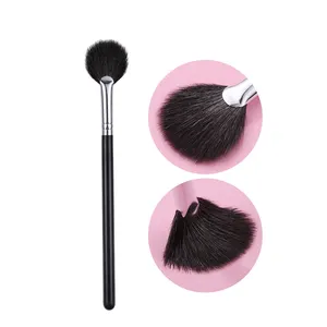 Wholesale Custom Personalized Single Soft Fluffy Goat Hair Fan Brush For Face Black Wooden Handle Highlighter Brush Factory