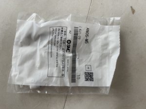 Raccord pneumatique 100% neuf et original AN05-M5 - Product Image 1