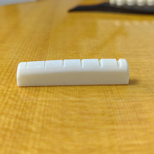 Juego de puente de hueso de vaca puro <span class=keywords><strong>para</strong></span> <span class=keywords><strong>guitarra</strong></span> folk YMH con embalaje en bolsa - Product Image 4