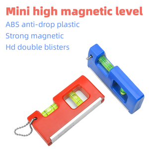 Niveau à bulle magnétique carré de 4 pouces, mini, en aluminium, à suspendre, pour usage domestique, robuste et pratique - Product Image 4
