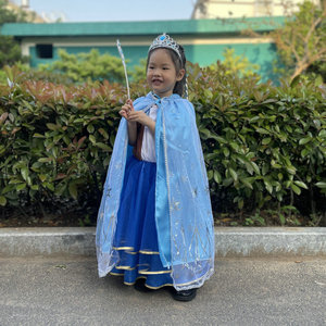 Principessa vestita con un velo, eseguita il giorno della Bambina, indossava mantello e cappa in stile tradizionale cinese - Product Image 2