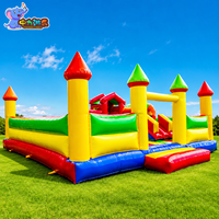 Château gonflable personnalisable, combo château gonflable et trampoline, château gonflable avec toboggan extérieur