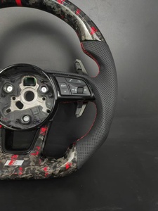 Volante Personalizado de Fibra de Carbono Forjada y Cuero con Costuras Rojas, Compatible con <span class=keywords><strong>Audi</strong></span> A3 A4 A5 A6 A7 Q3 Q5 Q7 <span class=keywords><strong>TT</strong></span> R8 - Product Image 6