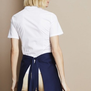 Tablier court personnalisé en polyester bleu marine avec poche, imprimé Solan, broderie graphique, pour cuisine, barbier, salon, avec logo et couleurs personnalisés - Product Image 6