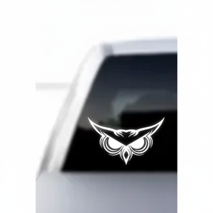 สติกเกอร์ติดหน้าต่างสีขาวลายนกฮูกสำหรับรถยนต์และรถจักรยานยนต์ - Product Image 1