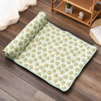 Tapis rafraîchissant pour animaux de compagnie en soie glacée respirante et écologique avec coussin surélevé – Soulagement de la chaleur estivale pour chiens et chats