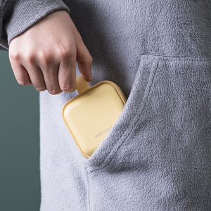 Nắp Mở thiết kế con dấu 4 ngăn một ngày du lịch <span class=keywords><strong>Pill</strong></span> Organizer hình vuông mini <span class=keywords><strong>Pill</strong></span> hộp lưu trữ xách tay nhỏ <span class=keywords><strong>Pill</strong></span> trường hợp - Product Image 4