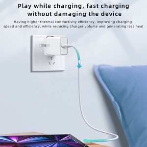 Chargeur rapide portable HNT avec prise UK rétractable, port Type C unique, adaptateur secteur PD 20W pour <span class=keywords><strong>iPhone</strong></span> 16 15 <span class=keywords><strong>14</strong></span> 13 <span class=keywords><strong>Pro</strong></span> - Product Image 4