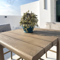 Table d'extérieur en teck Meubles de patio de plage Grande taille 4 places Chaise en bois de teck Ensemble de table à manger