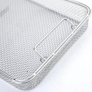 Panier de stérilisation en acier inoxydable résistant aux morsures CW-9300 pour traitement à haute température, instruments dentaires pour animaux de compagnie, cuisine 60x40x30cm - Product Image 1