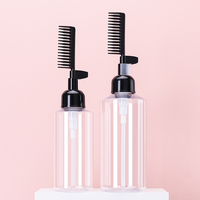 Bouteille de teinture capillaire en plastique personnalisée de 300 à 500 ml avec peigne-pompe pour une application précise de la couleur et du revitalisant pour cheveux
