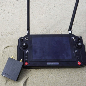 Estación de Control Terrestre para Drones Todo en Uno: Integración de Video/Datos/Control Remoto/Dispositivo Portátil en Tiempo Real - Product Image 3