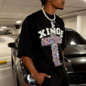 Camiseta Corta Oversize de Hombre 2026 de Fabricación Personalizada, Estilo Urbano, Tejido Grueso, Efecto Desgastado, Lavado Ácido, Gráfico y Pedrería - Product Image 1