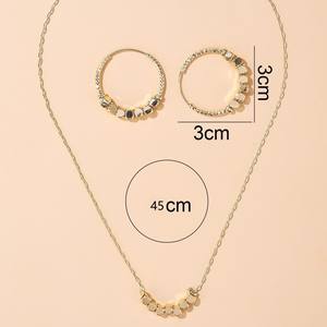 Kinnear Colorfast Dubai <span class=keywords><strong>18</strong></span> carats <span class=keywords><strong>or</strong></span> filles ensemble de <span class=keywords><strong>bijoux</strong></span> fantaisie dames africaines cube d'<span class=keywords><strong>or</strong></span> balancent grandes boucles d'oreilles en perles collier - Product Image 5