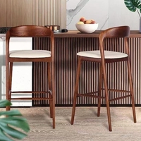 Chaise de bar moderne en bois ciré blanc avec dossier et pieds hauts en bois massif