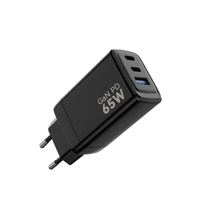 Merryking PC Fireproofing Shell Fast Charger GaN 65W Pd Wall Charger for Phone