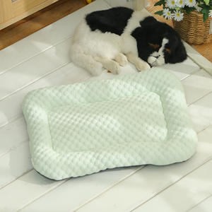 3d Koeler Hond Kat Huisdier <span class=keywords><strong>Bed</strong></span> Mat Pad Ijs Zijde Huisdierenmatten Krasbestendige Hond Koel Bedden - Product Image 5