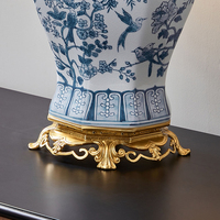 Approvisionnement d'usine décor à la maison Antique Style chinois bureau chevet décoration bleu et blanc porcelaine gingembre pot LED lampe de Table